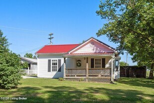 20 St Estes Rd in Smithfield, KY - Building Photo