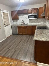 1744 Debutante Dr in Jacksonville, FL - Building Photo - Building Photo