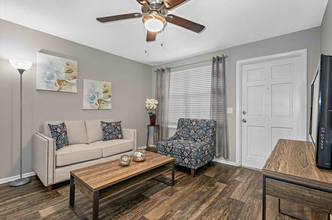 Villas at Deer Park Apartments in Lutz, FL - Foto de edificio - Building Photo