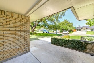 1907 Brimberry St in Houston, TX - Building Photo - Building Photo