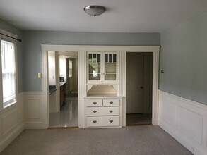 106 Bennett St, Unit 2 in Boston, MA - Foto de edificio - Building Photo