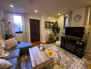 87 Prince St, Unit 8 in Boston, MA - Building Photo - Building Photo
