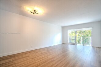 1220 71st St in Miami Beach, FL - Building Photo - Building Photo