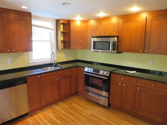 49 Marion St, Unit 2
