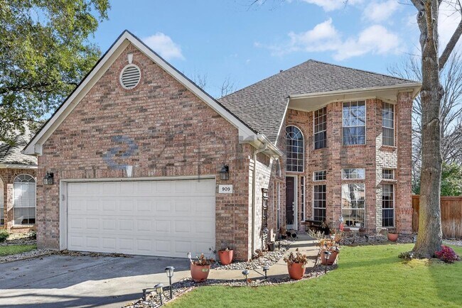 909 Parker Dr in Coppell, TX - Foto de edificio - Building Photo