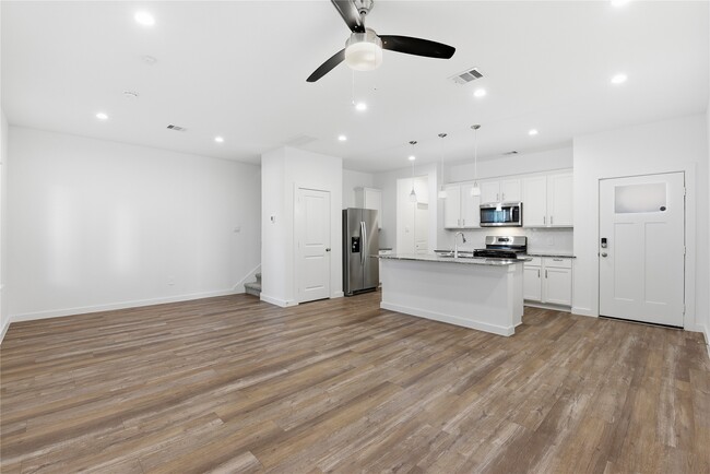 property at 3022 La Latina Dr