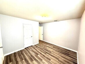 7008 Seton Hall Dr in Fort Worth, TX - Building Photo - Building Photo