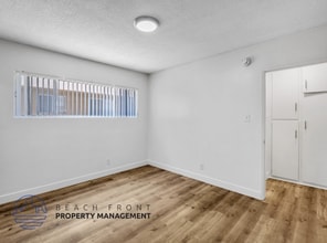 868 Victor Ave in Inglewood, CA - Building Photo - Building Photo