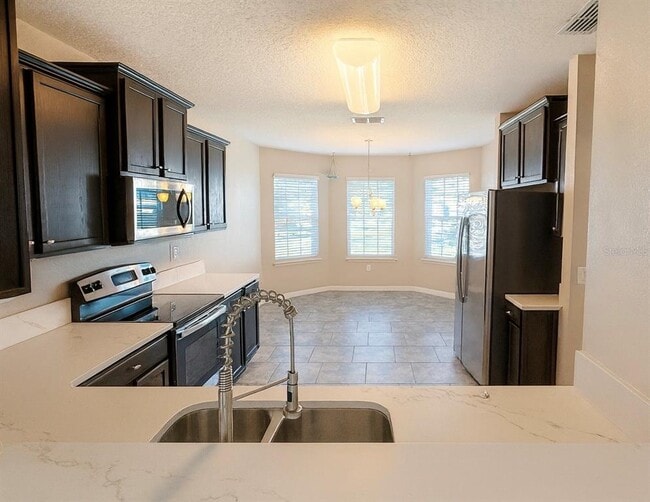 3603 Umbrella Ct in Tavares, FL - Building Photo - Building Photo