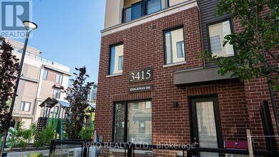 3415 Ridgeway Dr in Mississauga, ON - Building Photo - Building Photo