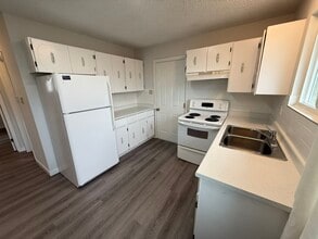 202 Derby Pl in Nanaimo, BC - Building Photo - Building Photo