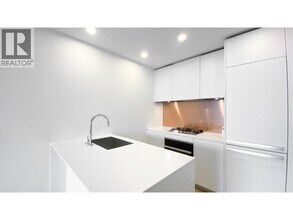 1480 Howe St in Vancouver, BC - Building Photo - Building Photo