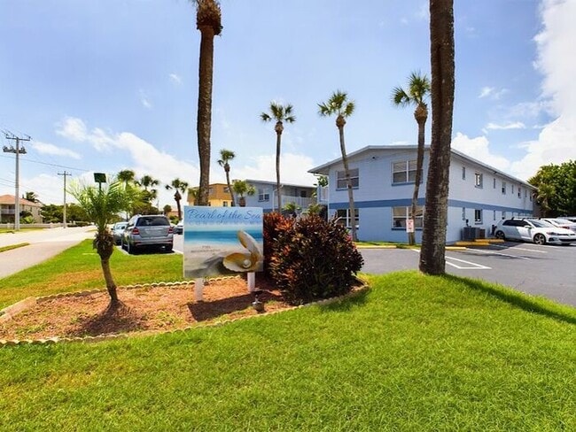 property at 7165 Ridgewood Ave