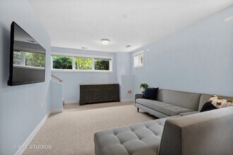 602 Hinman Ave in Evanston, IL - Building Photo - Building Photo