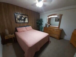 12386 Second St in Ft. Myers, FL - Building Photo - Building Photo