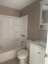 34 Clover Ave in Farmingville, NY - Building Photo - Building Photo