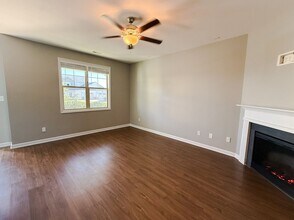 268 Chatfield Dr. in Raeford, NC - Building Photo - Building Photo