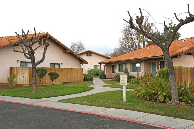 Las Casitas Retirement Village in Fresno, CA - Building Photo - Building Photo