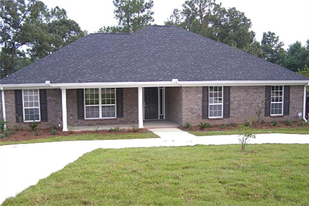 3641 Janlake Dr in Saraland, AL - Building Photo