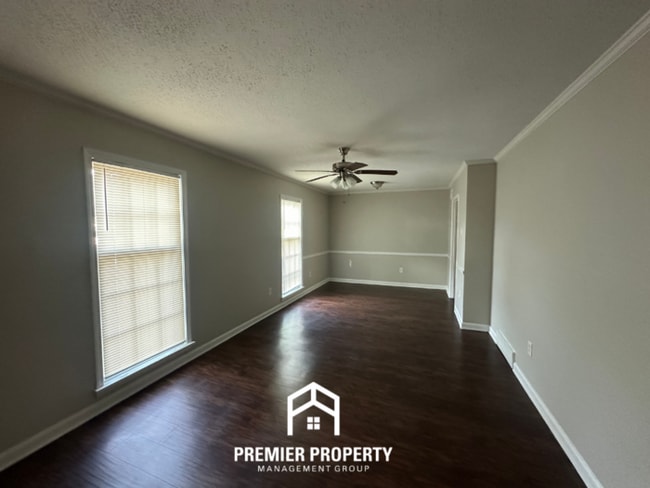 5450 Rappahannock Dr in Memphis, TN - Building Photo - Building Photo