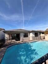 5026 Piaffe Dr in Wellington, FL - Building Photo