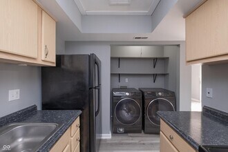 8283 Sobax Dr in Indianapolis, IN - Building Photo - Building Photo