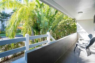 7931 East Dr in North Bay Village, FL - Building Photo - Building Photo