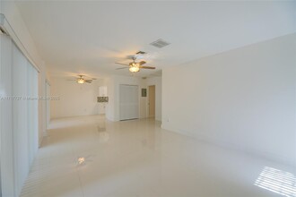 400 Minorca Ave in Coral Gables, FL - Building Photo - Building Photo