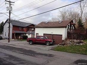 10761 Main St in Clarence, NY - Building Photo - Building Photo