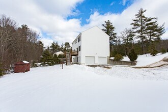 270 New Braintree Rd in West Brookfield, MA - Building Photo - Building Photo