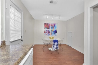 The Estates At Lafayette Square in Mobile, AL - Foto de edificio - Building Photo