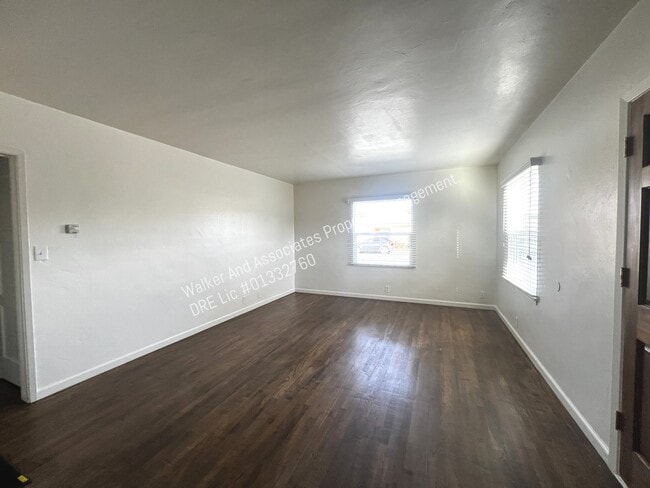 102 Palm Ct Dr in Santa Maria, CA - Building Photo - Building Photo