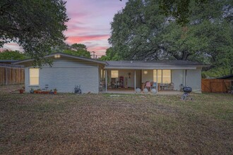 11903 N Oaks Dr, Unit 849A in Austin, TX - Building Photo - Building Photo