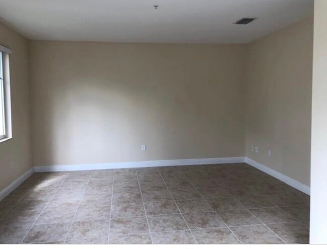 3847 NW 5th Ter in Boca Raton, FL - Building Photo - Building Photo