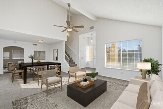 7908 Coulter Pine Ct in Bakersfield, CA - Building Photo - Building Photo