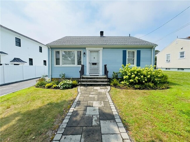 property at 5 Holten Ave