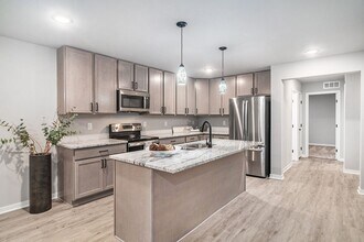 17543 Beechwood Ln in Spring Lake, MI - Building Photo - Building Photo