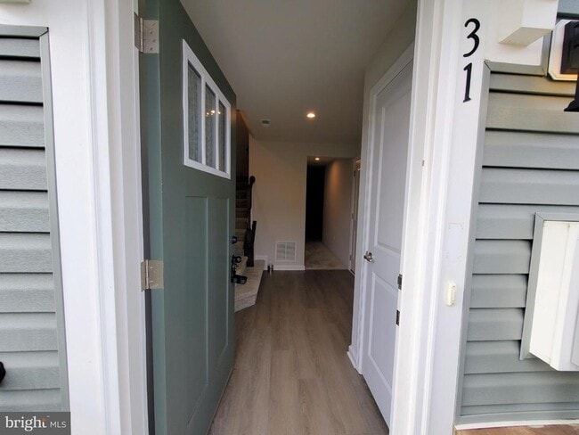 property at 31 Roundstone Run