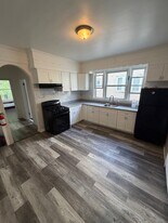 1576 Leslie St, Unit 2R in Hillside, NJ - Building Photo