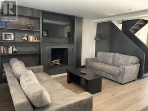 108 Wineva Ave in Toronto, ON - Building Photo - Building Photo