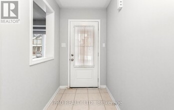 261 GLEAVE Ter in Milton, ON - Building Photo - Building Photo