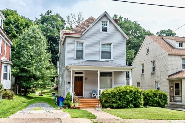 684 1/2 Forest Ave in Pittsburgh, PA - Building Photo - Building Photo