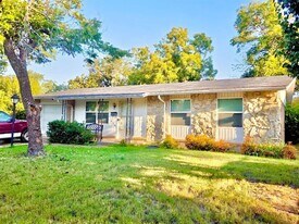 414 Melrose Dr in Richardson, TX - Building Photo