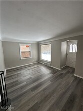 14317 Granger Rd in Maple Heights, OH - Building Photo - Building Photo