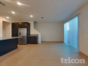 2054 Delta Vw Ave in Sacramento, CA - Building Photo - Building Photo