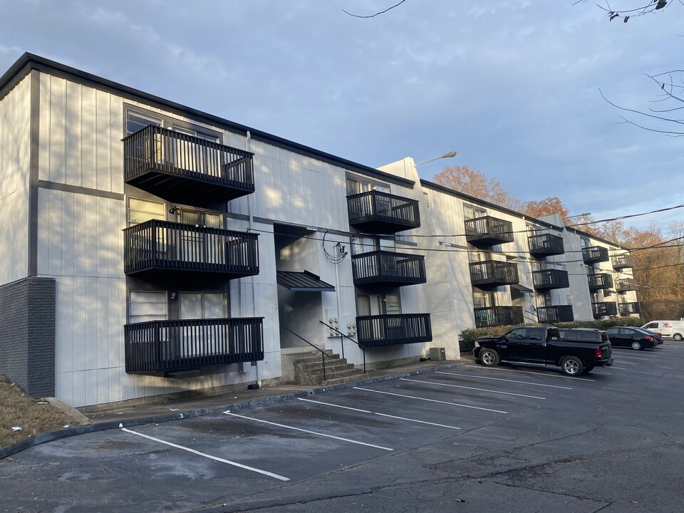 East Ridge Flats in Chattanooga, TN - Building Photo