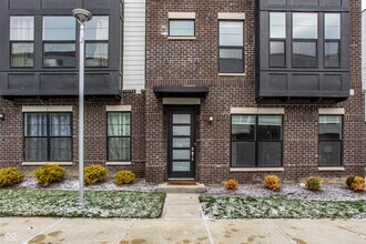 9744 Junction Sta in Fishers, IN - Building Photo - Building Photo