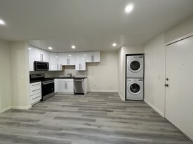 The Westminster Apartments in Los Angeles, CA - Building Photo