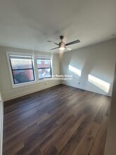 1241 Chicago Ave, Unit 5 in Evanston, IL - Building Photo - Building Photo