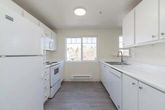Hidden Creek in Hillsboro, OR - Foto de edificio - Interior Photo